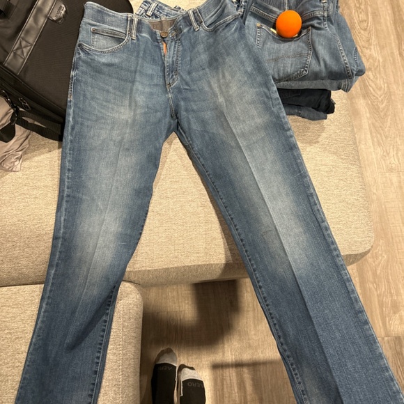 Lee Extreme Motion Jeans - Picture 6 of 6